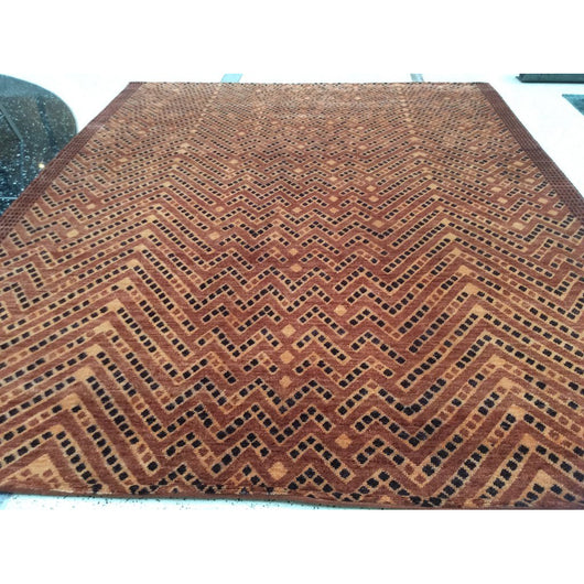 Chevron Pattern Rug with Square Accent